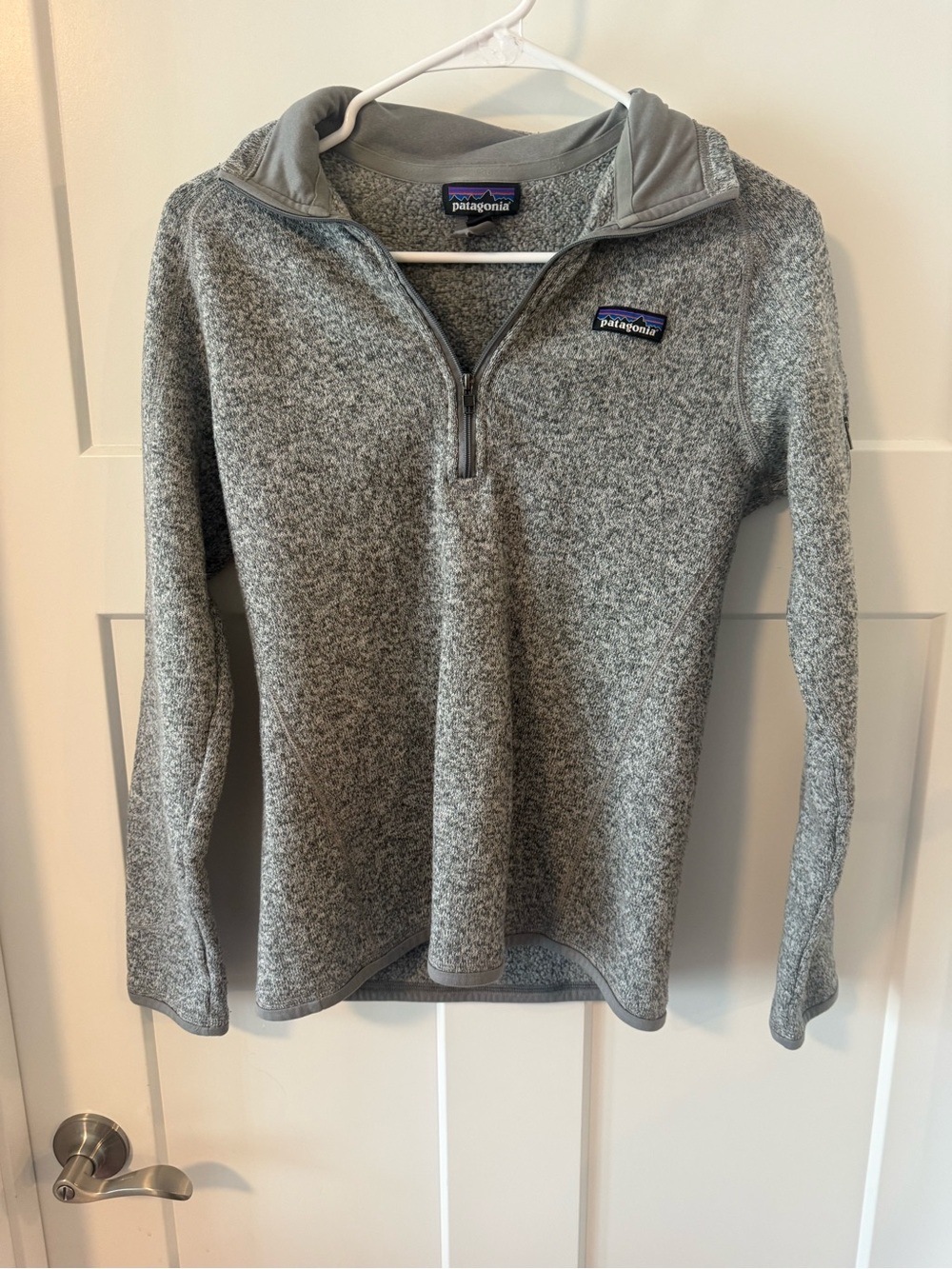 Patagonia Women's Gray Quarter-Zip Fleece Sweater size Medium